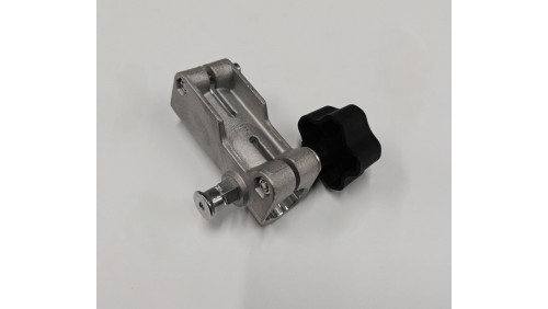 Соеденитель  штанги 26мм для аккумуляторной косы